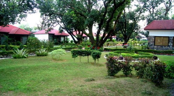 Corbett Leela Vilas Hotel Corbett National Park Buitenkant foto